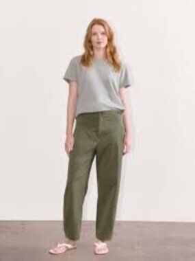 Everlane The Barrel Pant - Kalamata Size 4